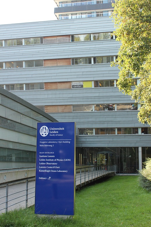 lorentz_center